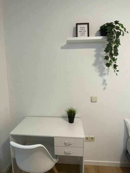 Juan Pantoja, Apartamento Para 2 En Metro Alvarado Мадрид Екстериор снимка